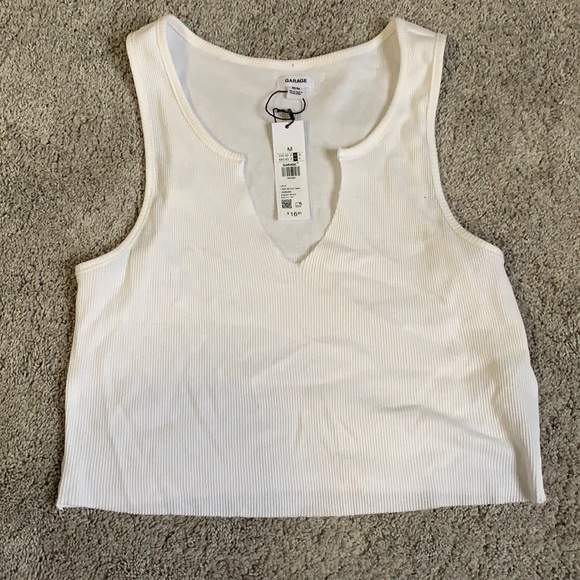 Crop Notch Tank - Picture 1 of 1